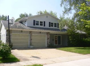 1105 E Hanson Dr, Appleton, WI 54915