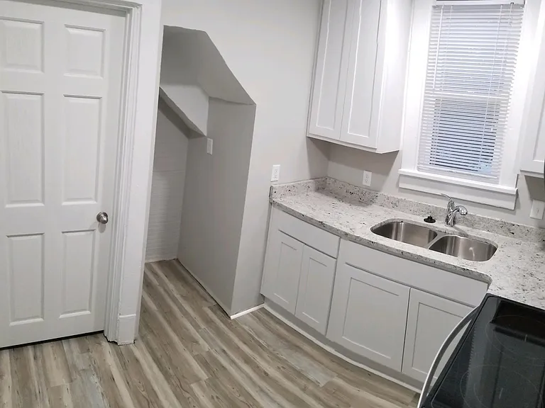 2815 N St #2 — Photo 7