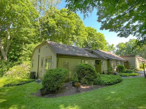 559 Heritage Village #A, Southbury, CT 06488