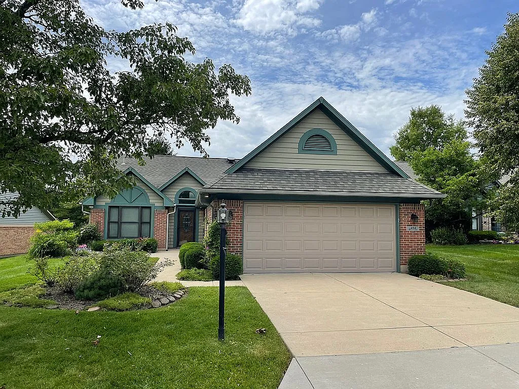 454 Walden Trl photo 1