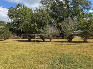 0 Lawnhaven Dr, Houston, TX 77045