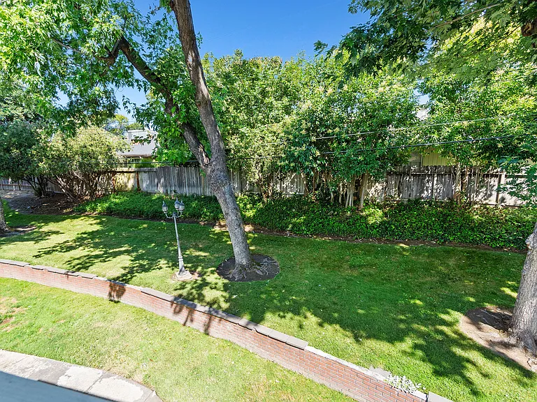 7235 Cinnamon Cir — Photo 29