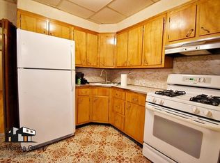 113 Ainslie St #2D, Brooklyn, NY 11211