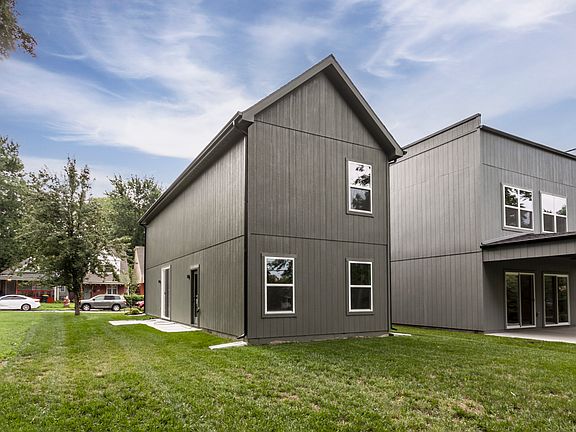 7th image of this home