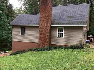 1185 Red Bird Dr, Stanardsville, VA