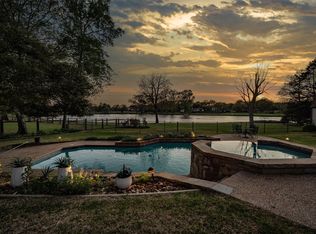 210 N Forest Ln, Double Oak, TX 75077