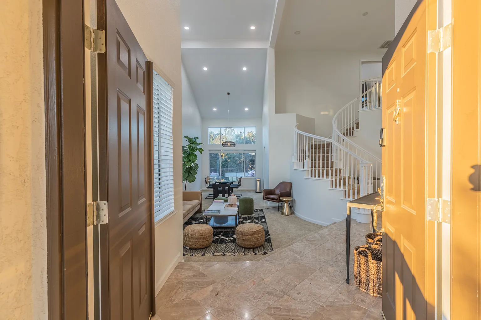 229 Emerald Way photo 1