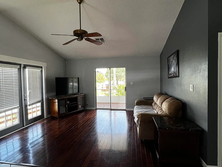 7035 McCray Dr — Photo 3