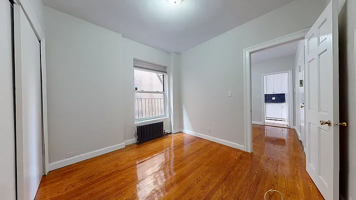 Rented by Bond New York | media 3