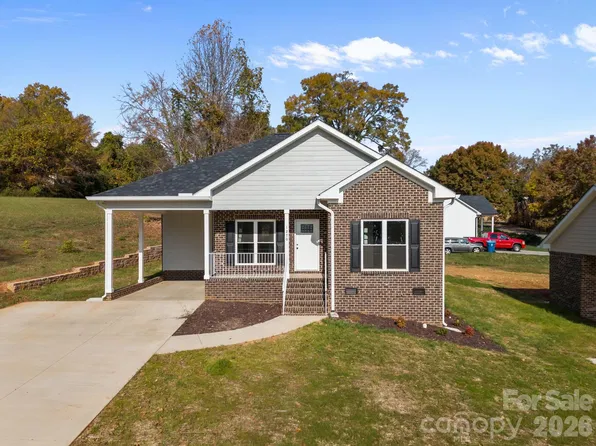 1270 N Shaver St, Salisbury, NC 28144