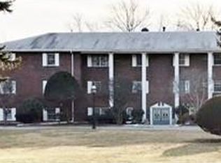 48 Great Rd APT 22, Acton, MA 01720