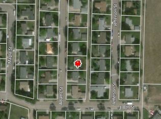 713 Adams St, Kimball, NE 69145