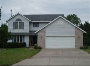 3322 Briarcrest Dr, Eau Claire, WI 54701