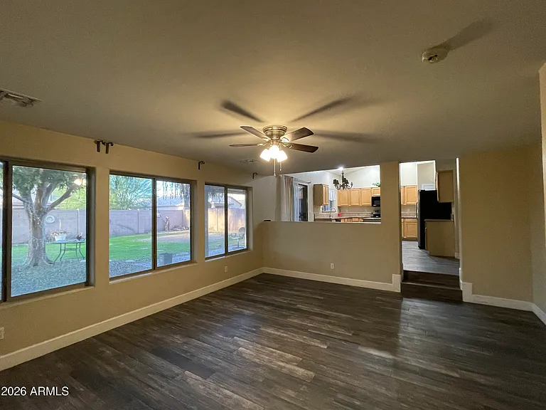 5168 W Morten Ave — Photo 9
