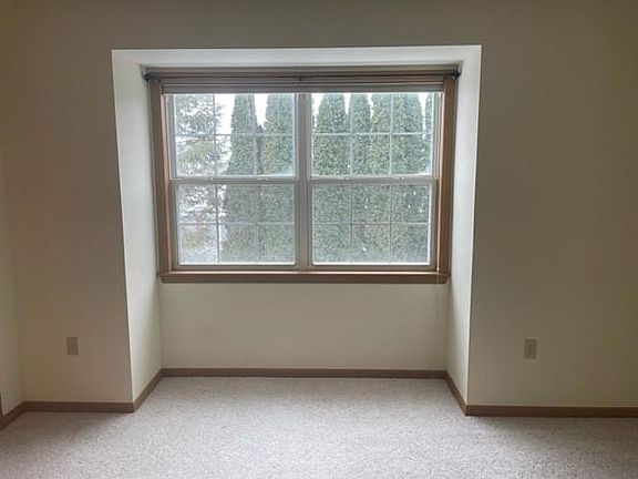 5th image of 14 Pluim Dr APT 40