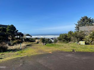3202 NW Sandpiper Way, Waldport, OR 97394