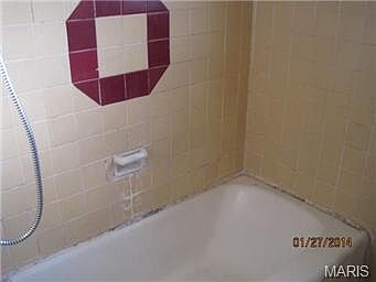 4th image of 8516 Elmore Ave