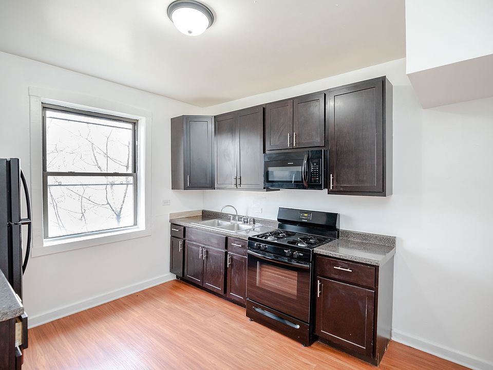 1st image of 1024 E Hyde Park Blvd APT 2N