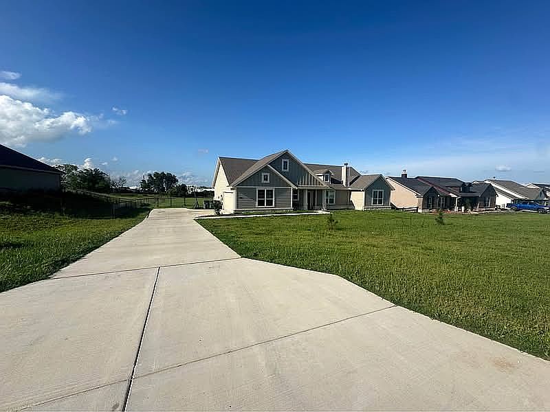 1st image of 1011 Northern Oaks Ct