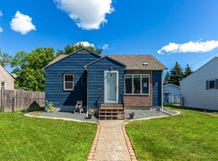 1617 7th St N, Fargo, ND 58102