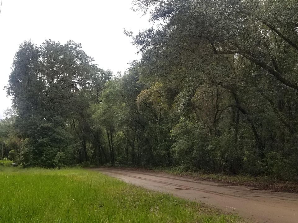 2nd image of 5045 Heskett Ln