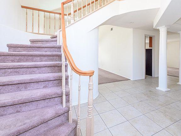3rd image of 4833 Tarantella Ln