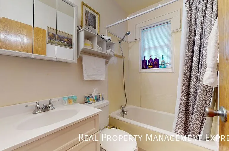 630 N Nesmith Ave — Photo 7