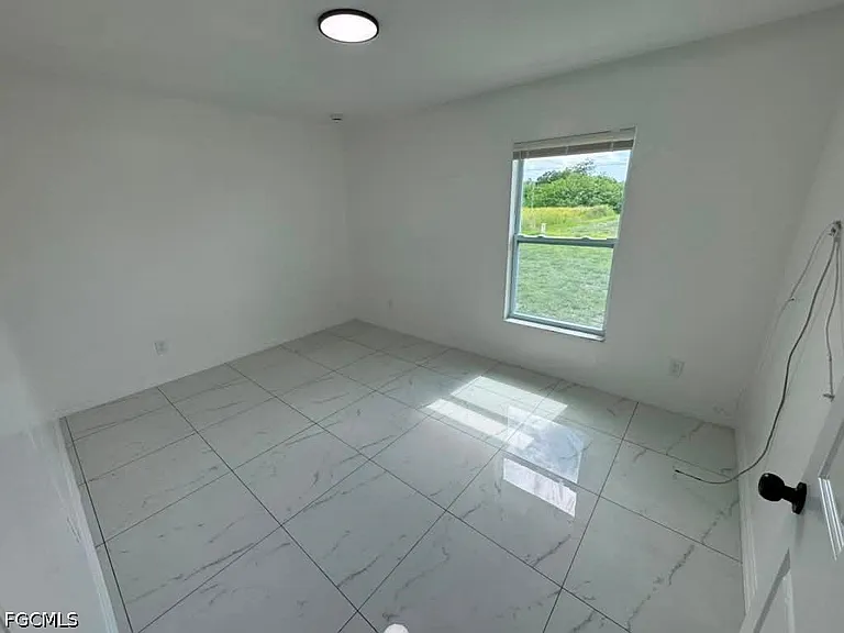 734 Ichabod Ave S — Photo 16