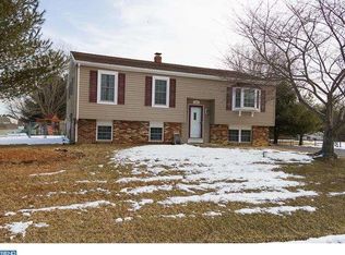 1216 Brookfield Ln, Waterford Works, NJ 08089