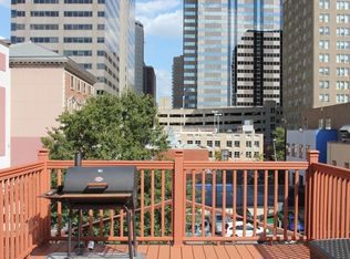 131 N 20th St APT 3, Philadelphia, PA 19103