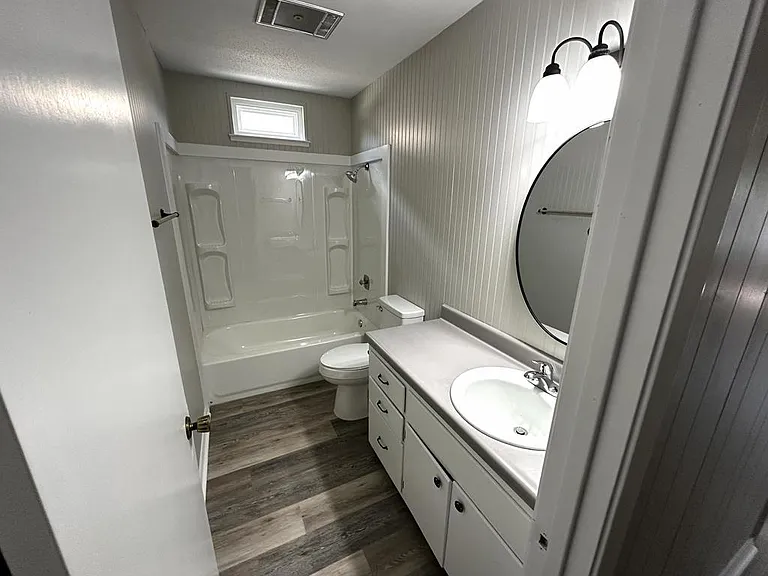 1402 N Adams St #4 — Photo 9