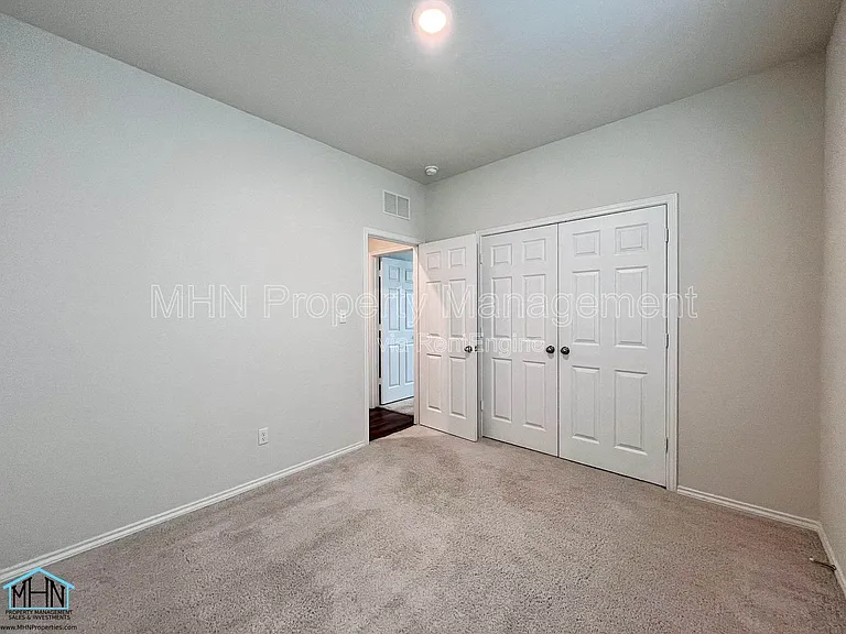 4105 Paddock Trl — Photo 20