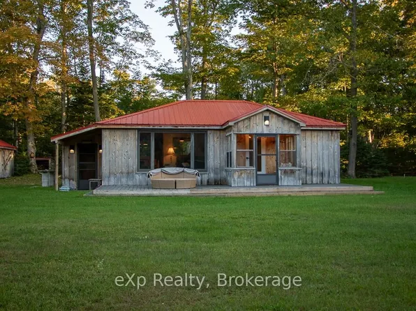 426 Huron Rd, South Bruce Peninsula, ON N0H 2T0
