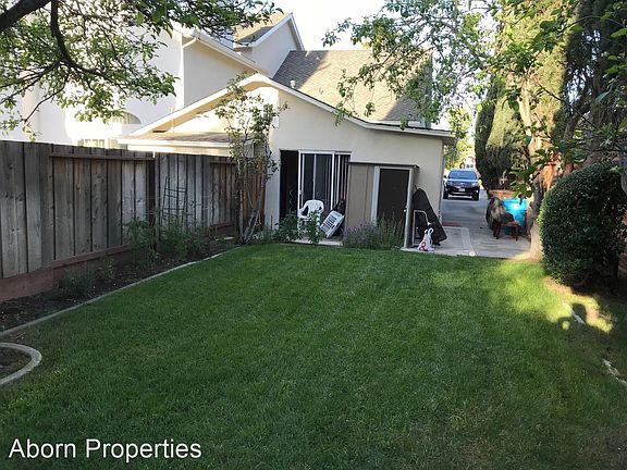 4th image of 10133B S Tantau Ave