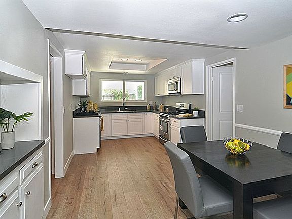 5th image of 250 Lupe Ave