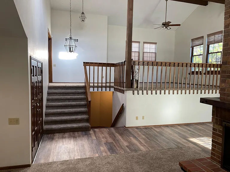 10268 Julian Ct — Photo 10