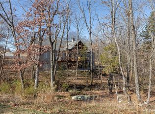 5646 E Saddleridge Dr, Fayetteville, AR 72703