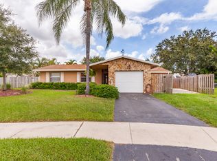 12811 SW 10th Mnr, Davie, FL 33325