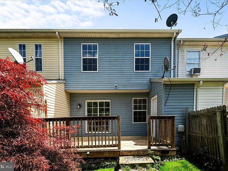 229 Sherando Cir — Photo 35