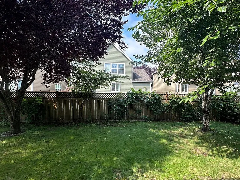 7147 Prism St SE — Photo 20