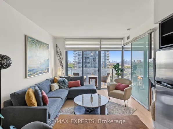 103 The Queensway #1915, Toronto, ON M6S 5B3