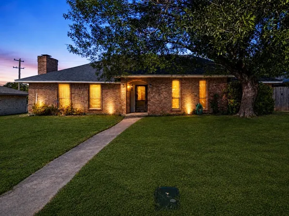 1223 Sequoia Dr, Desoto, TX 75115