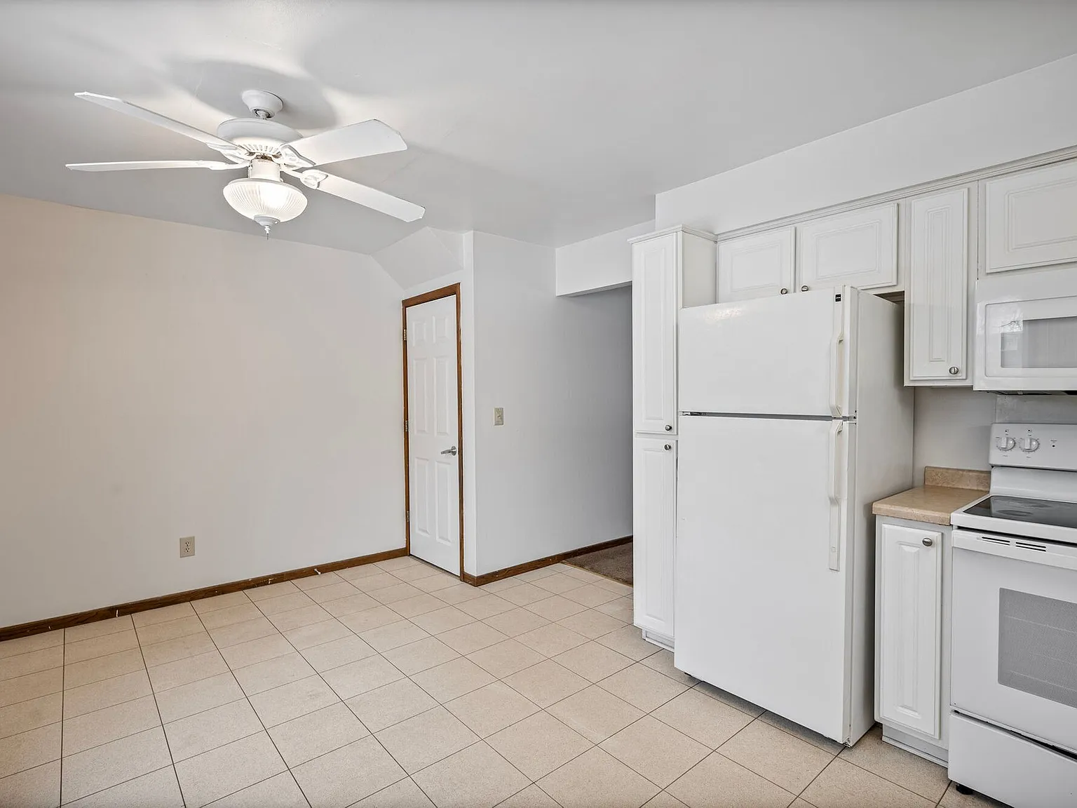 Oak Street Townhomes — Photo 3