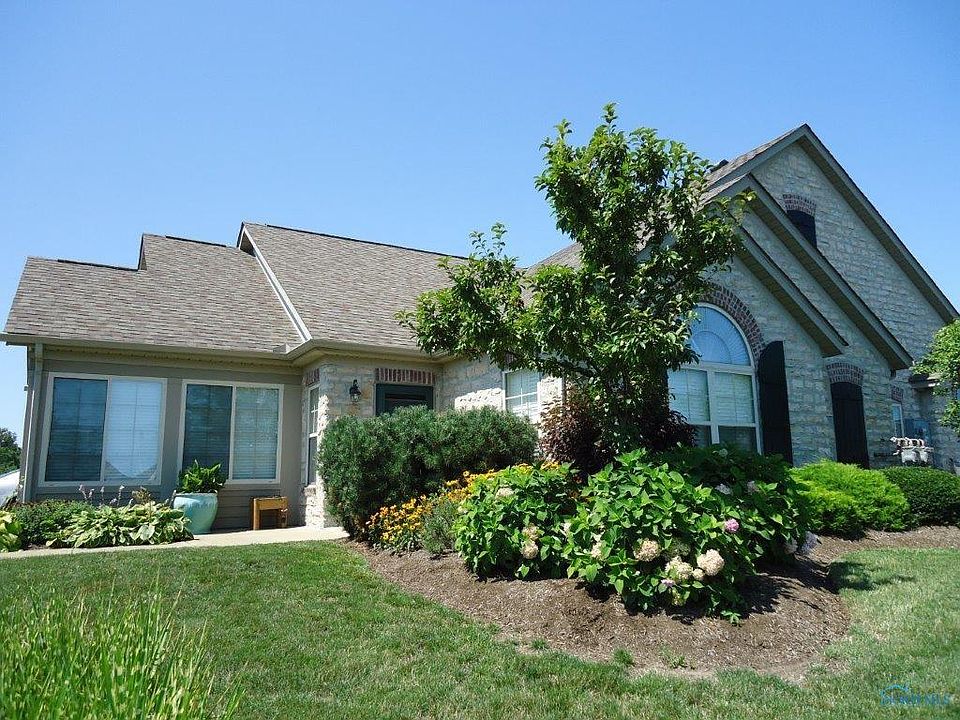 1st image of 2840 Canterbury Cir #14-A