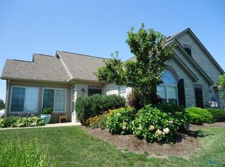 2840 Canterbury Cir #14-A, Port Clinton, OH 43452