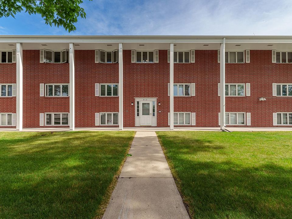 1st image of 813 6th Ave N #B7