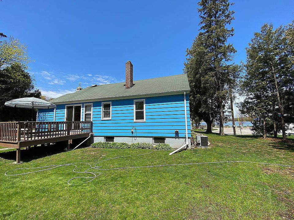 2nd image of 2373 Parkview Dr