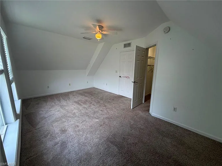 250 Leawood Cir — Photo 20