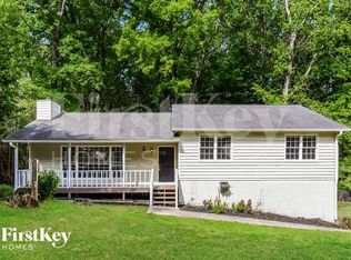125 Creekview Dr, Woodstock, GA 30188