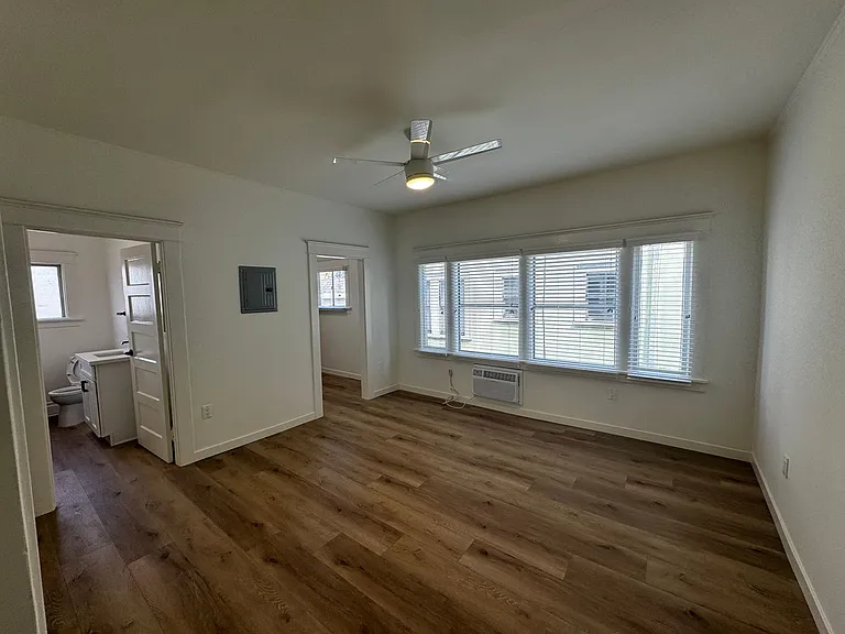 3855 Flower Dr — Photo 6